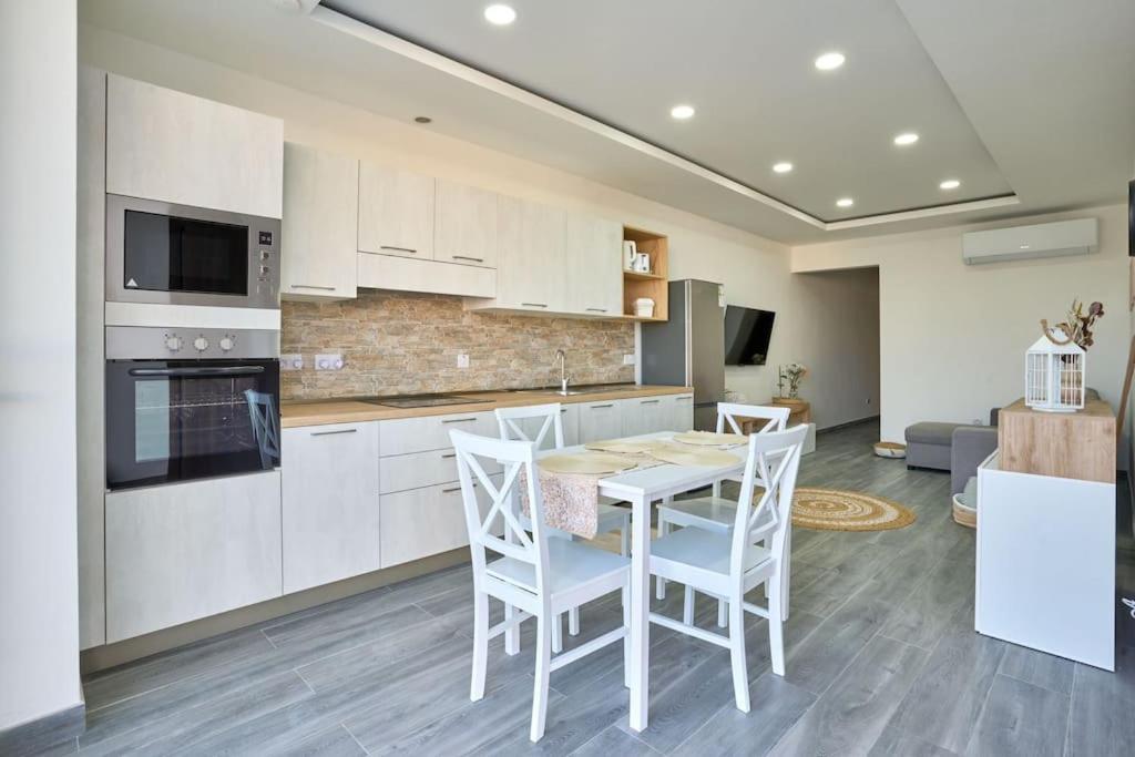 Two Bedroom Apartment In Xemxija, סיינט פול ביי מראה חיצוני תמונה