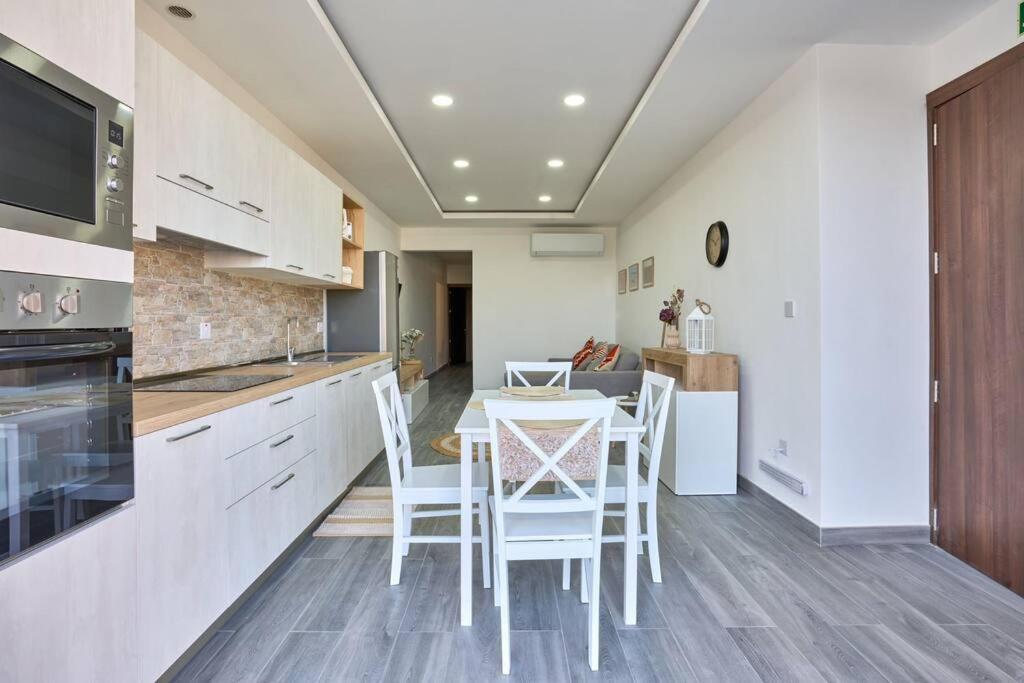 Two Bedroom Apartment In Xemxija, סיינט פול ביי מראה חיצוני תמונה